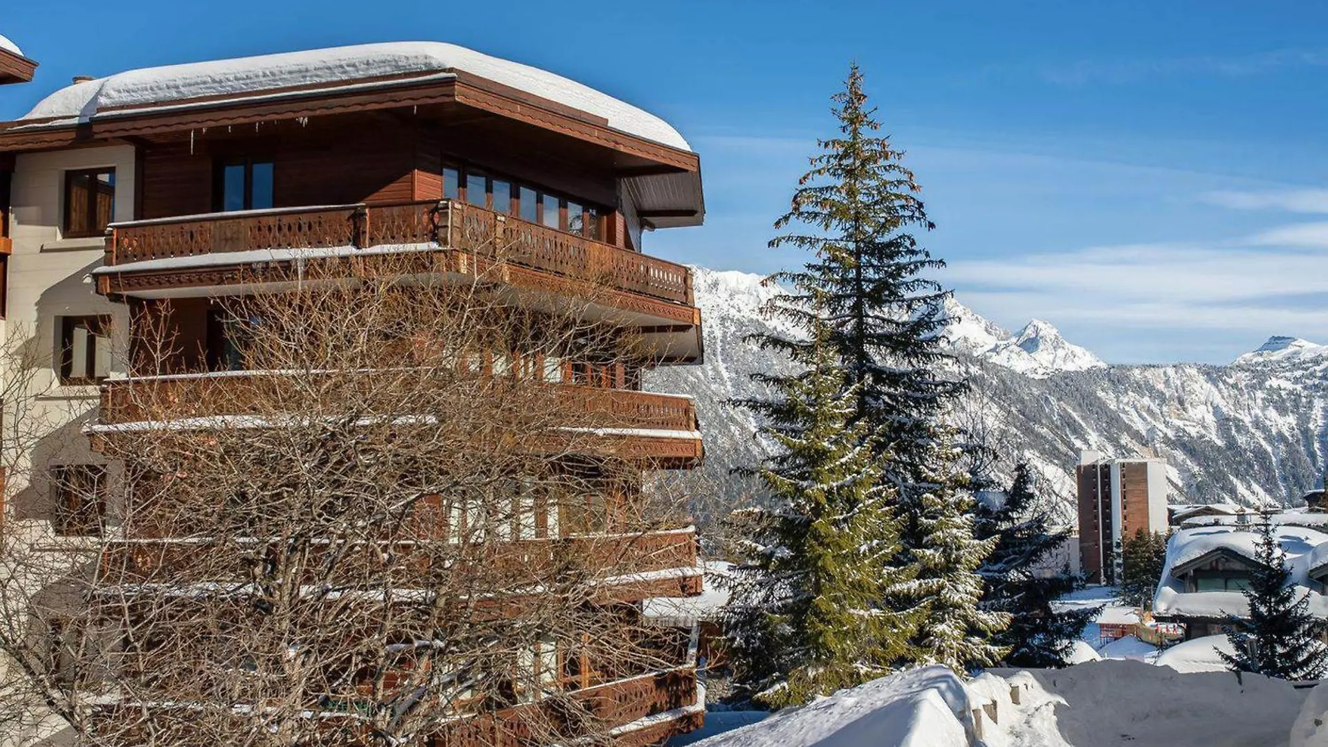 Appartement Skis Aux Pieds A Courchevel Avec Balcon Et Parking - Fr-1-564-26 0*,  Franciaország